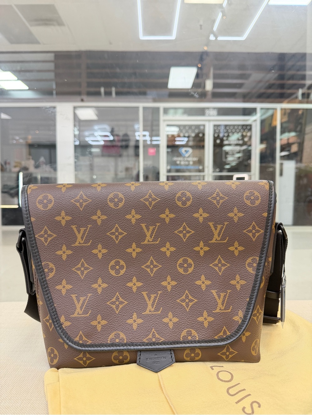 Louis Vuitton Monogram Canvas Messenger Bag in Brown and Tan